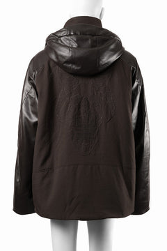 画像をギャラリービューアに読み込む, beauty : beast CONTRAST SLEEVE PADDED BLOUSON (BROWN)