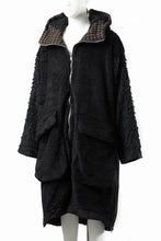 Load image into Gallery viewer, 【SAMPLE SALE】A.F ARTEFACT REVERSIBLE HOODIE COAT (BLACK)