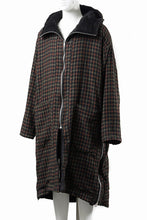 Load image into Gallery viewer, 【SAMPLE SALE】A.F ARTEFACT REVERSIBLE HOODIE COAT (BLACK)