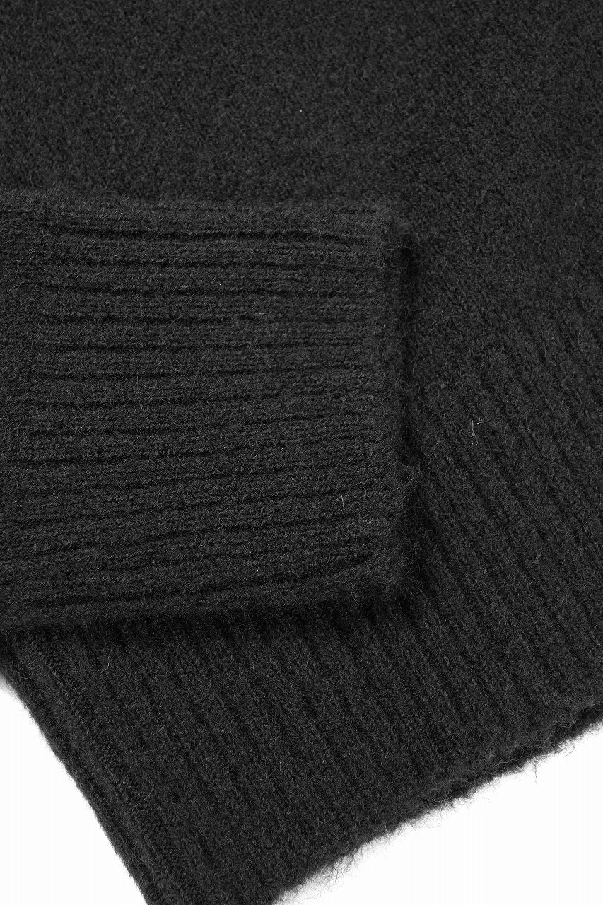 Load image into Gallery viewer, Ten c MAGLIERIA MAGLIA APERTA / BRUSHED STRETCH WOOL (NERO)