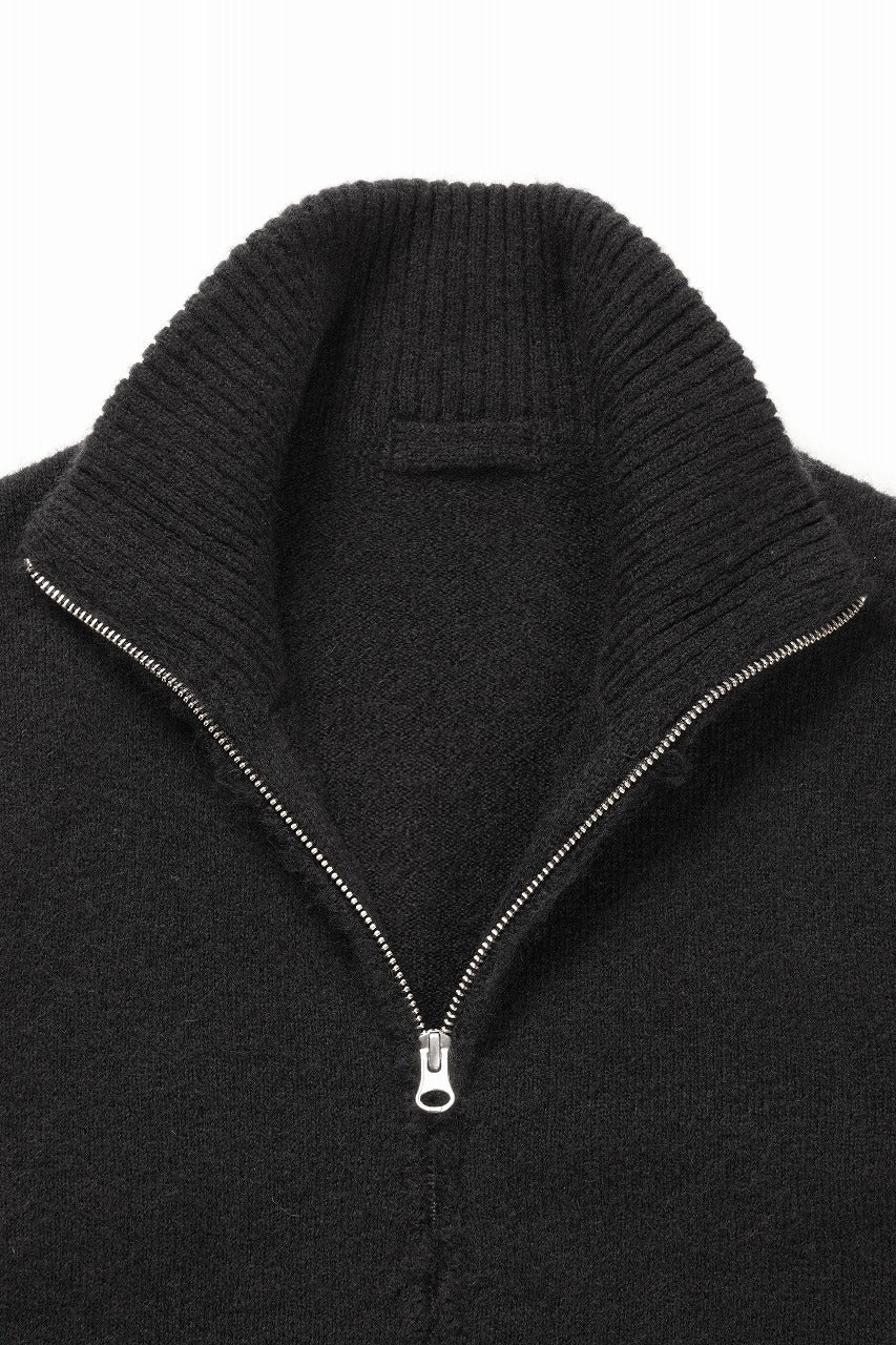 Load image into Gallery viewer, Ten c MAGLIERIA MAGLIA APERTA / BRUSHED STRETCH WOOL (NERO)