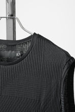 画像をギャラリービューアに読み込む, A.F ARTEFACT DEFORMED STRIPE PATTERN TANK TOP (BLACK)