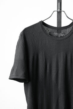 画像をギャラリービューアに読み込む, A.F ARTEFACT DEFORMED STRIPE PATTERN SLIM TEE (BLACK)