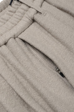 画像をギャラリービューアに読み込む, F/CE. OVERSIZED EASY PANTS / FLEX DART JERSEY (IVORY)