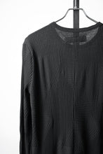 画像をギャラリービューアに読み込む, A.F ARTEFACT DEFORMED STRIPE PATTERN LONG SLEEVE TOPS (BLACK)