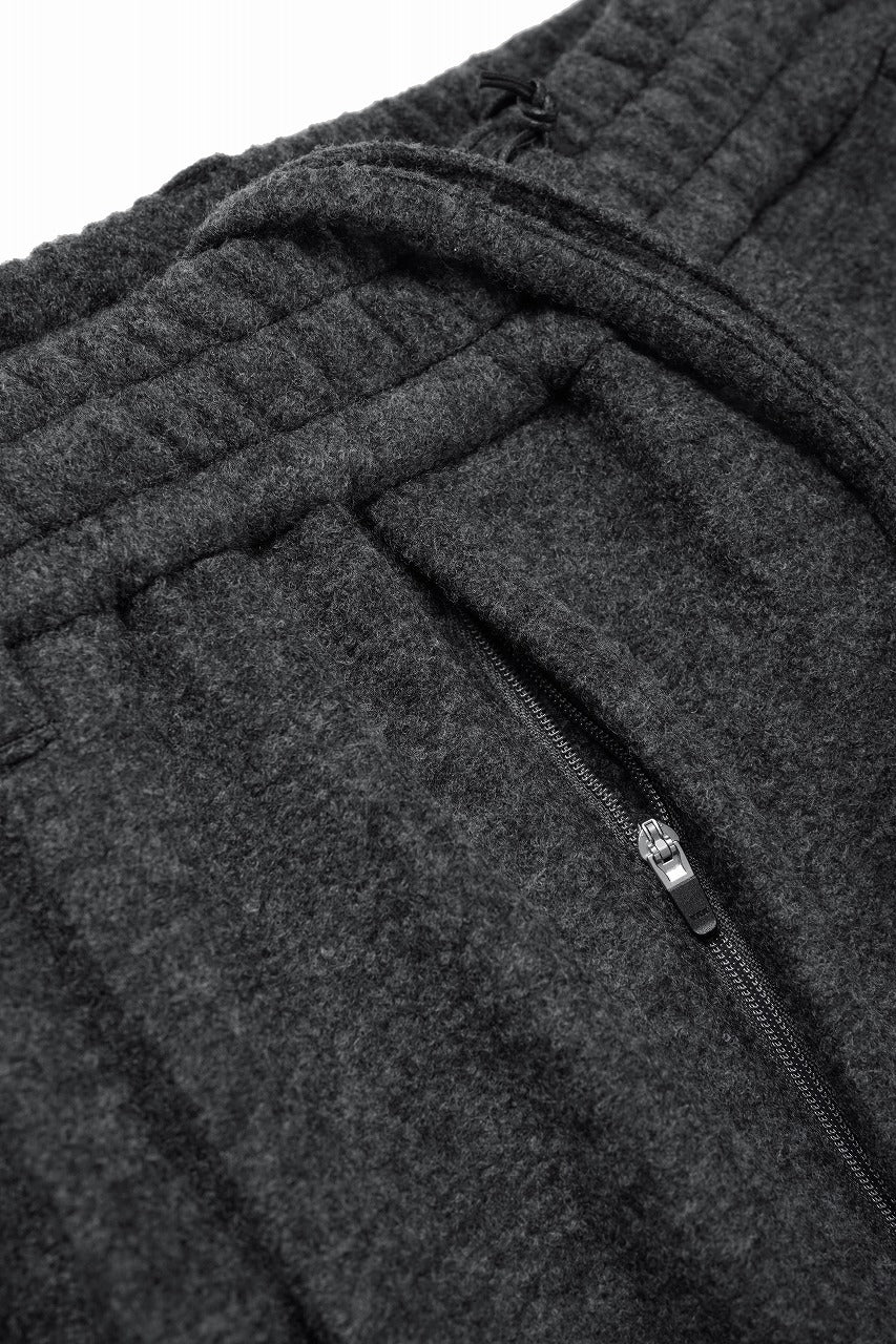画像をギャラリービューアに読み込む, F/CE. OVERSIZED EASY PANTS / FLEX DART JERSEY (CHARCOAL)