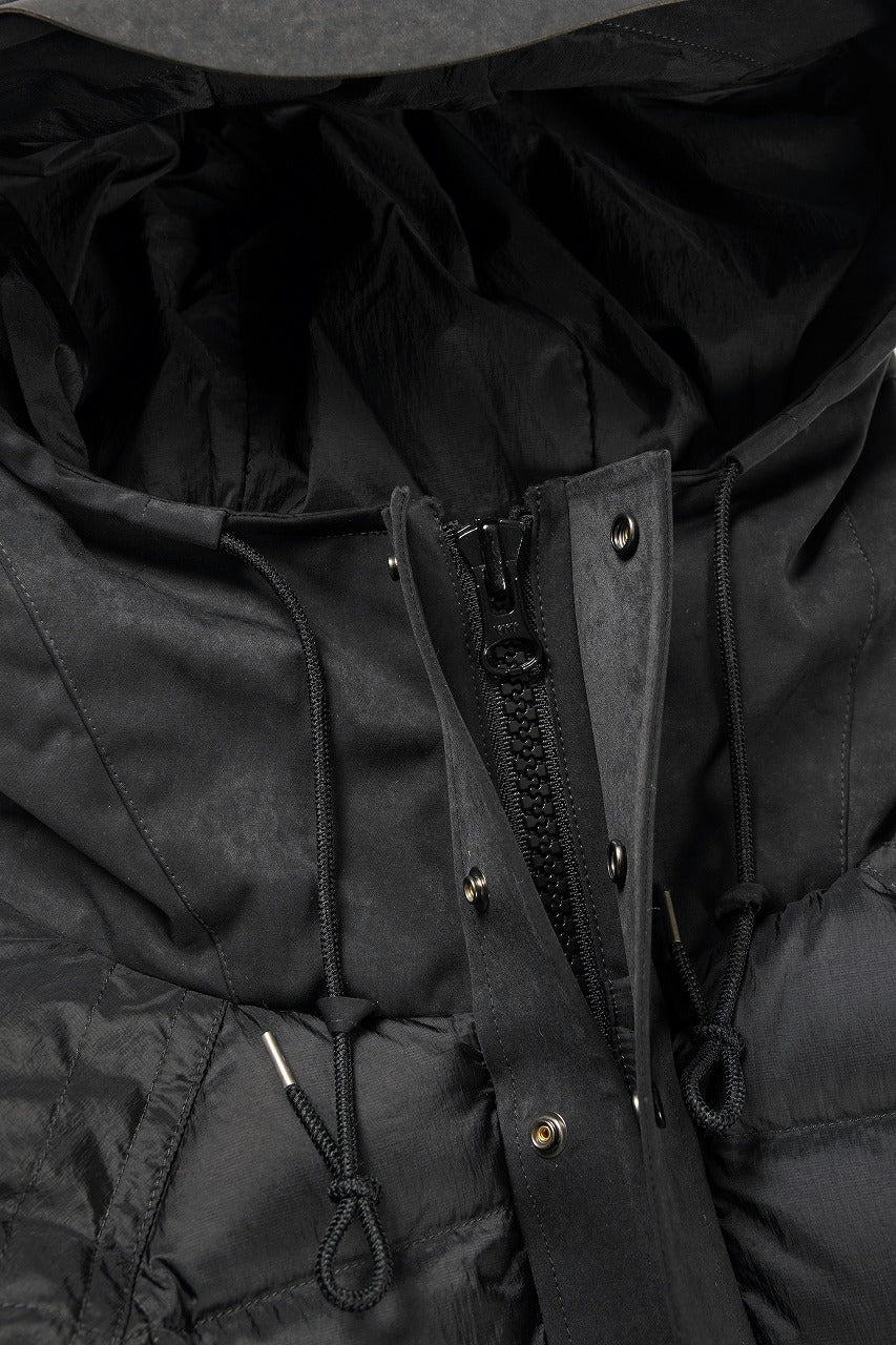 Load image into Gallery viewer, Ten c CHINOOK COMBO DOWN JACKET (NERO)