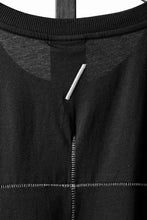 Load image into Gallery viewer, thom/krom FRENCH SLEEVE T-SHIRT / OVERSIZED FIT (BLACK)