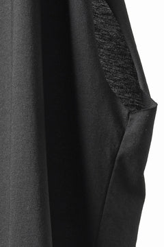Load image into Gallery viewer, thom/krom FRENCH SLEEVE T-SHIRT / OVERSIZED FIT (BLACK)