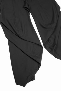 画像をギャラリービューアに読み込む, beauty : beast CROISSANT FLARE DOUBLE POCKET PANTS / SOLID VERSION (BLACK)