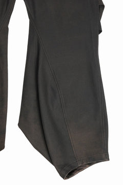 画像をギャラリービューアに読み込む, beauty : beast CROISSANT FLARE DOUBLE POCKET PANTS / PIGMENT PRINT VERSION (BROWN)