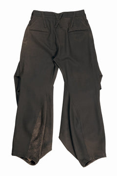 画像をギャラリービューアに読み込む, beauty : beast CROISSANT FLARE DOUBLE POCKET PANTS / PIGMENT PRINT VERSION (BROWN)
