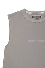 画像をギャラリービューアに読み込む, beauty : beast ESSENTIAL GRAPHIC LINE SLEEVELESS TEE (PRAYER / LIGHT MOCHA)