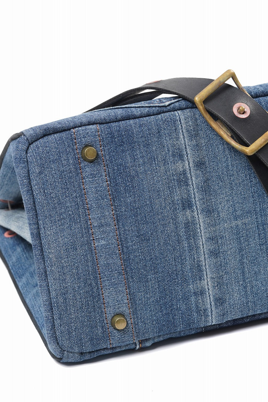 Load image into Gallery viewer, ierib exclusive 2Way Bark Bag 30 / Vintage Denim + Horse Leather (INDIGO x BLACK #A)