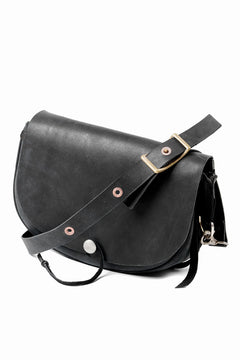 Load image into Gallery viewer, ierib x LOOM exclusive Medicine Bag / Saddle Leather (BLACK)