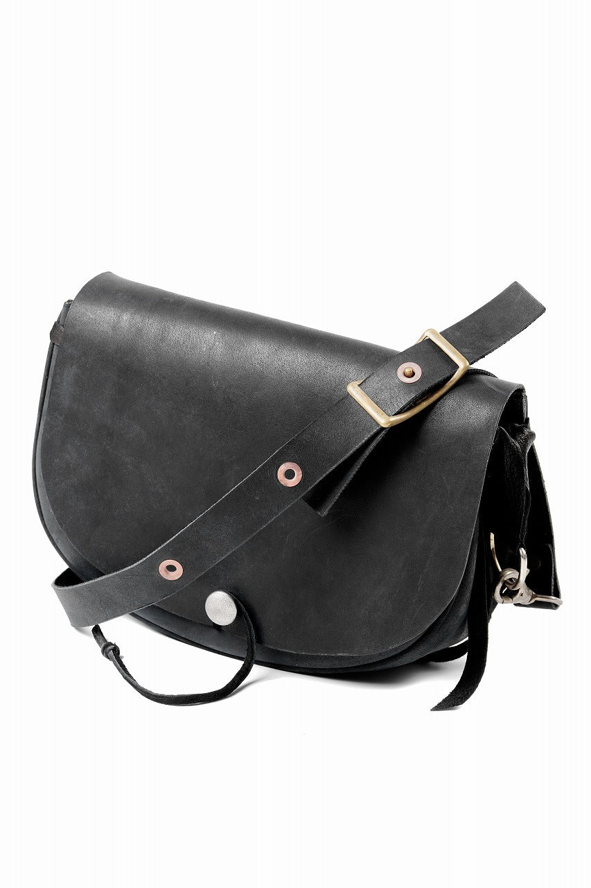 Load image into Gallery viewer, ierib x LOOM exclusive Medicine Bag / Saddle Leather (BLACK)