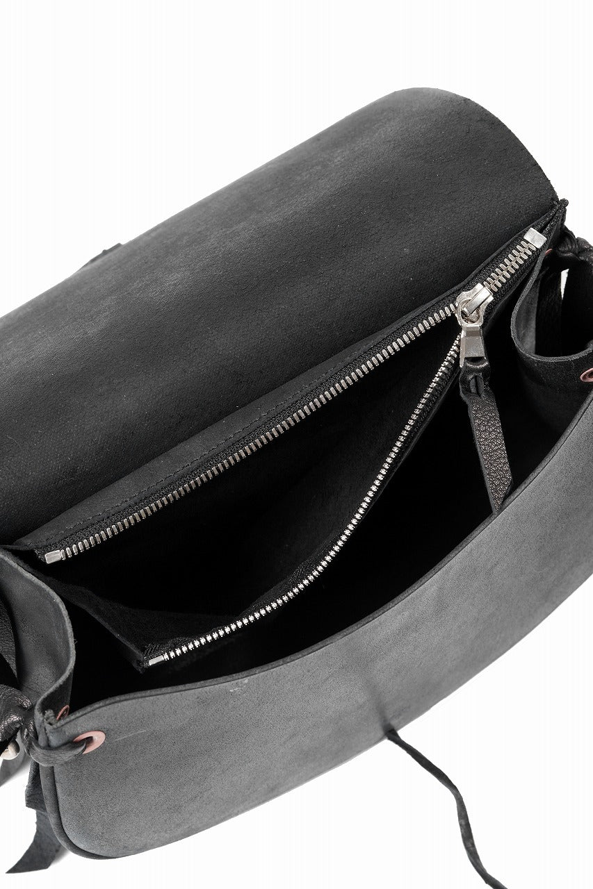 Load image into Gallery viewer, ierib x LOOM exclusive Medicine Bag / Saddle Leather (BLACK)