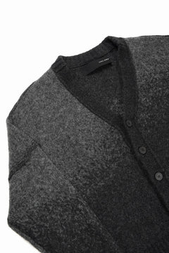 Load image into Gallery viewer, ISABEL BENENATO Yak Cardigan with Shaded Jacquard in Two Colours (GRAPHITE)