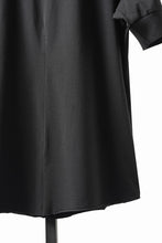 画像をギャラリービューアに読み込む, thom/krom STAND UP COLLAR T-SHIRT / STRETCH COTTON JERSEY (BLACK)