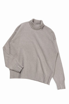 Load image into Gallery viewer, ISABEL BENENATO Cashmere Turtle Neck Sweater (PUMICE)