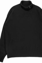 Load image into Gallery viewer, ISABEL BENENATO Cashmere Turtle Neck Sweater (BLACK)