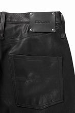 画像をギャラリービューアに読み込む, ISAMU KATAYAMA BACKLASH JAPAN STEER SOFT SHRINK AUTHENTIC STRAIGHT PANTS (BLACK)