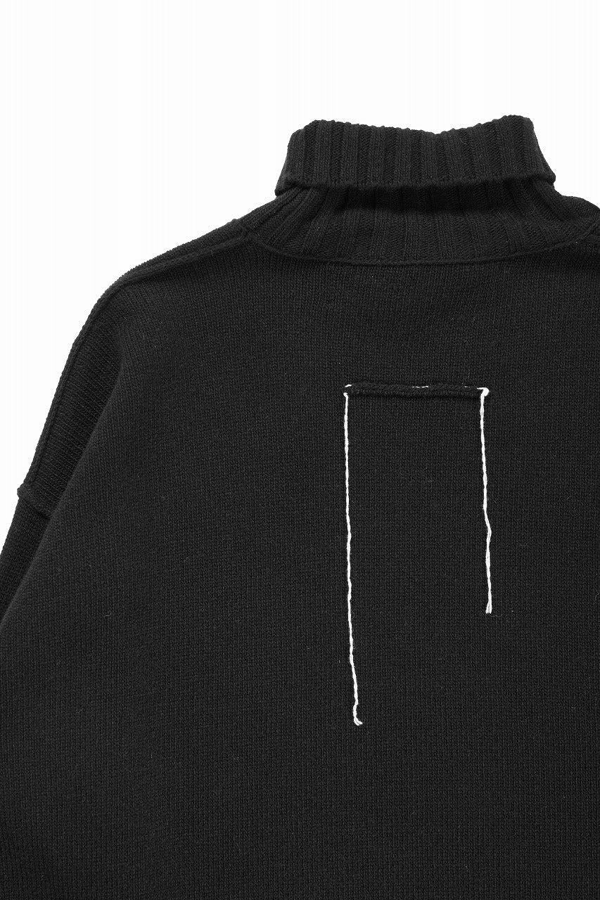 Load image into Gallery viewer, ISABEL BENENATO Cashmere Turtle Neck Sweater (BLACK)