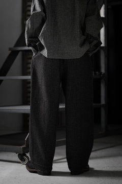 Load image into Gallery viewer, A TENTATIVE ATELIER exclusive George BUTTONED JACQUARD WORKER PANTS (DARK BROWN)