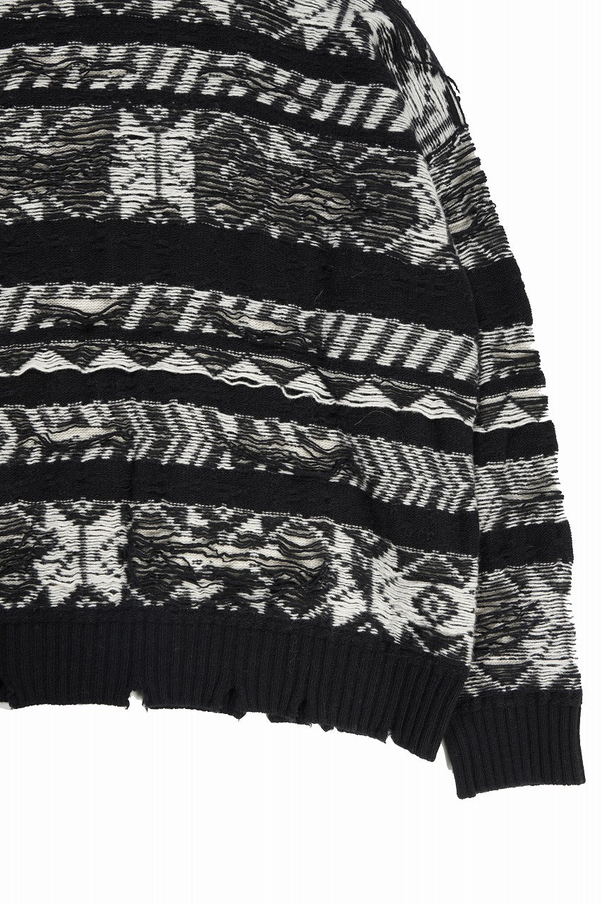 Load image into Gallery viewer, ISABEL BENENATO Reversible Crew-Neck Sweater with Virgin Wool Fancy Jacquard Work (BLACK / WHITE)
