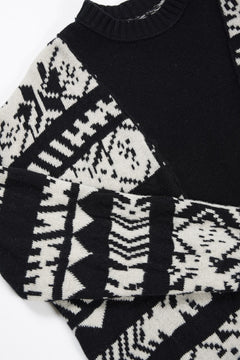 Load image into Gallery viewer, ISABEL BENENATO Reversible Crew-Neck Sweater with Virgin Wool Fancy Jacquard Work (BLACK / WHITE)
