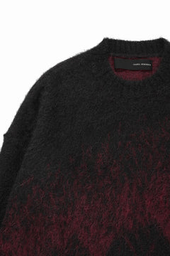Load image into Gallery viewer, ISABEL BENENATO Gauzed Mohair Crew-Neck Sweater in Shaded Check (BLACK / RED)