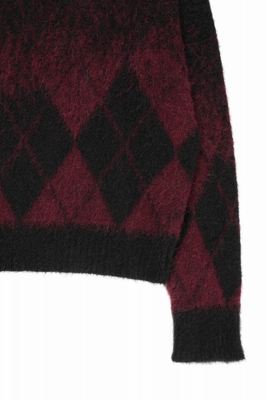 ISABEL BENENATO Gauzed Mohair Crew-Neck Sweater in Shaded Check (BLACK / RED)