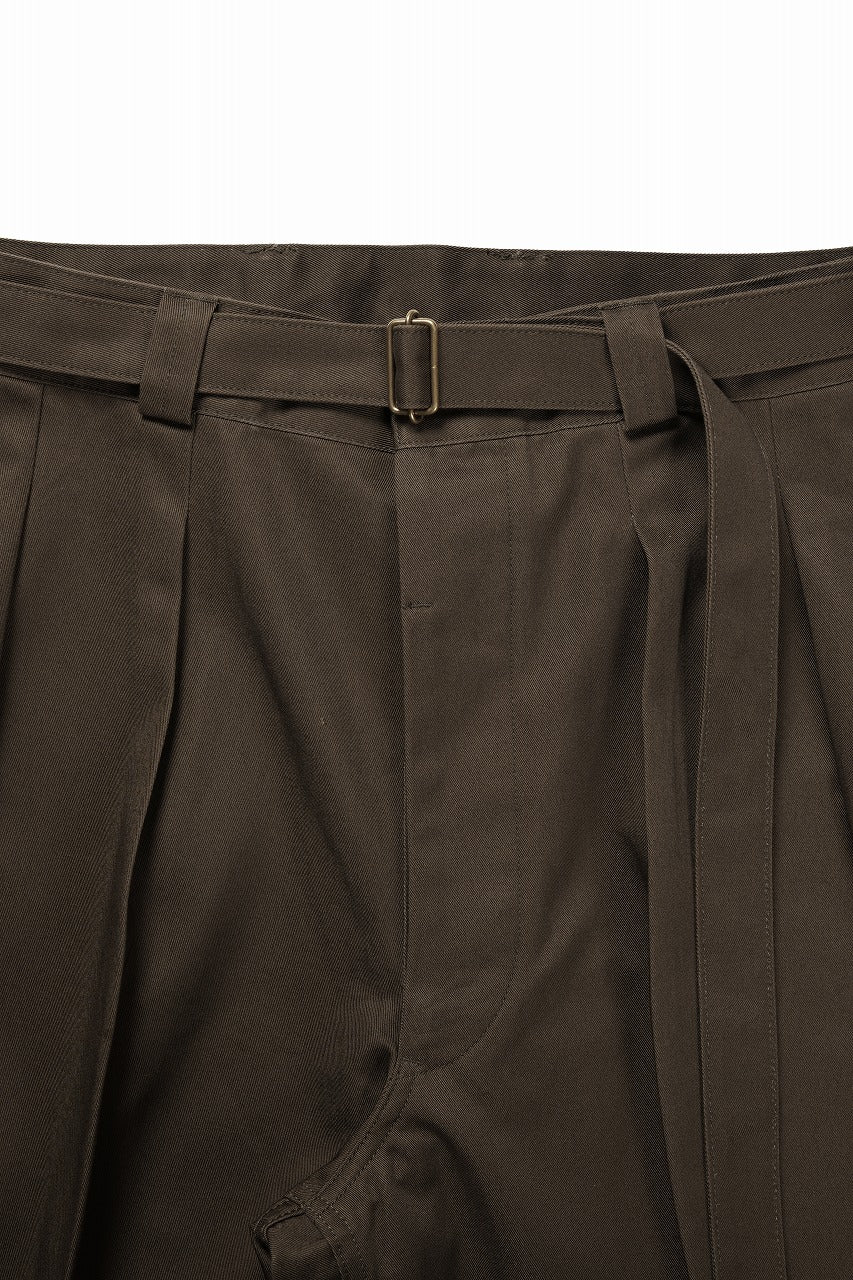 Load image into Gallery viewer, KLASICA EXTRA WIDE MILLITARY CHINO PANTS / HIGH DENSITY COMPACT YARN (WARNUT)