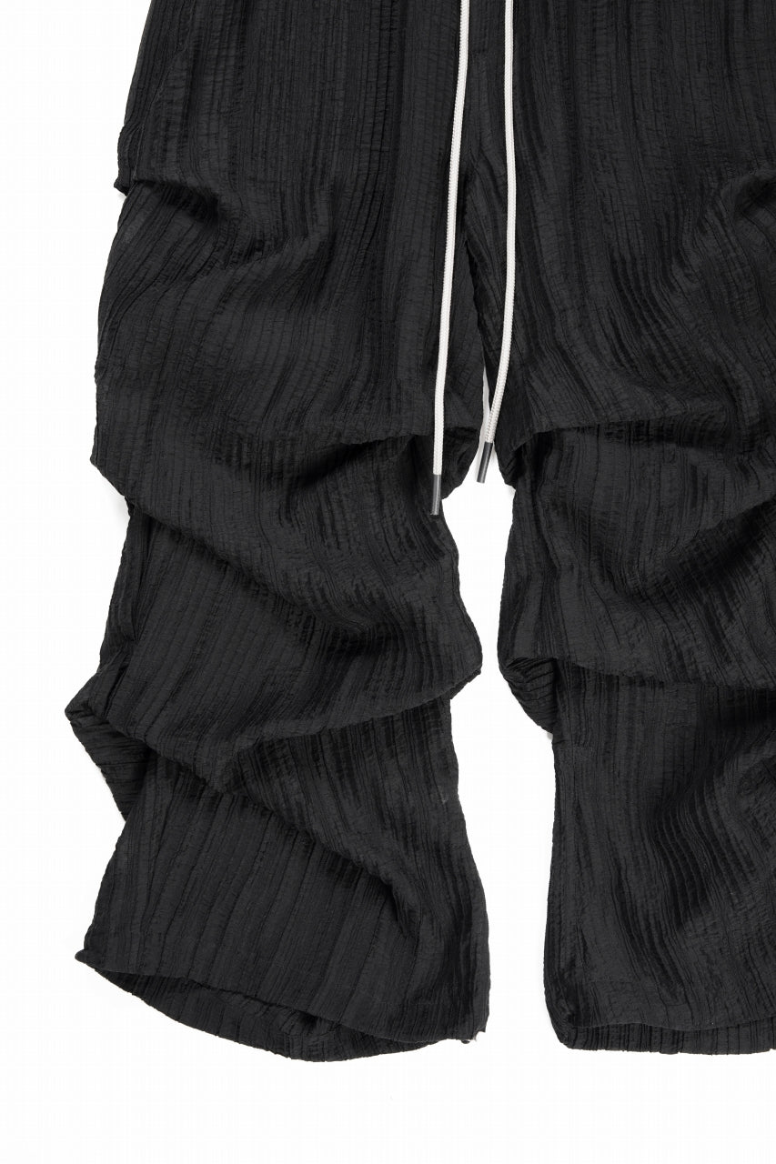 画像をギャラリービューアに読み込む, A.F ARTEFACT SHEER YO-RYU TUCK BAGGY PANTS (BLACK)