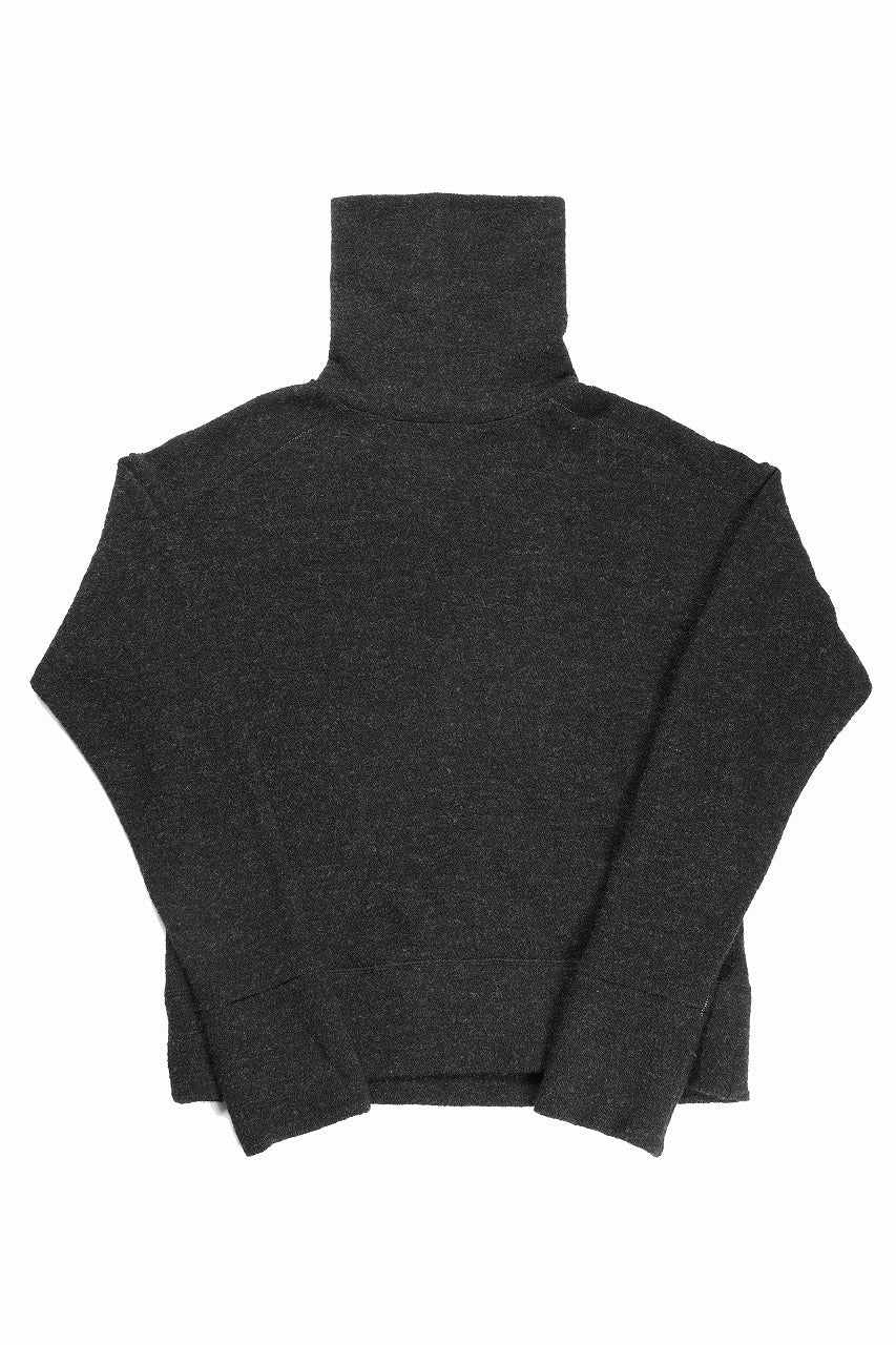 Load image into Gallery viewer, KLASICA VOLUME TURTLE NECK / SHETLAND WOOL AMUNZEN (CARBON)