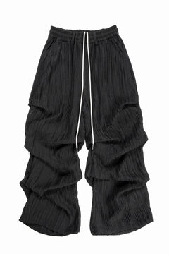 画像をギャラリービューアに読み込む, A.F ARTEFACT SHEER YO-RYU TUCK BAGGY PANTS (BLACK)