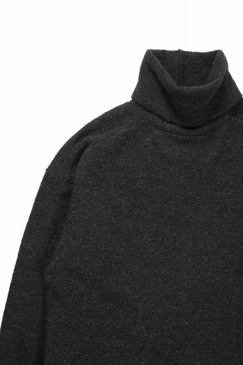 KLASICA VOLUME TURTLE NECK / SHETLAND WOOL AMUNZEN (CARBON)