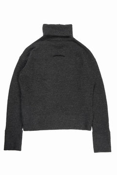 Load image into Gallery viewer, KLASICA VOLUME TURTLE NECK / SHETLAND WOOL AMUNZEN (CARBON)