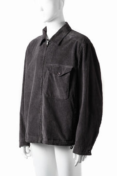 Load image into Gallery viewer, Ten c MID LAYER / GARMENT DYED CORDUROY STRETCH (CAFE TURCO)