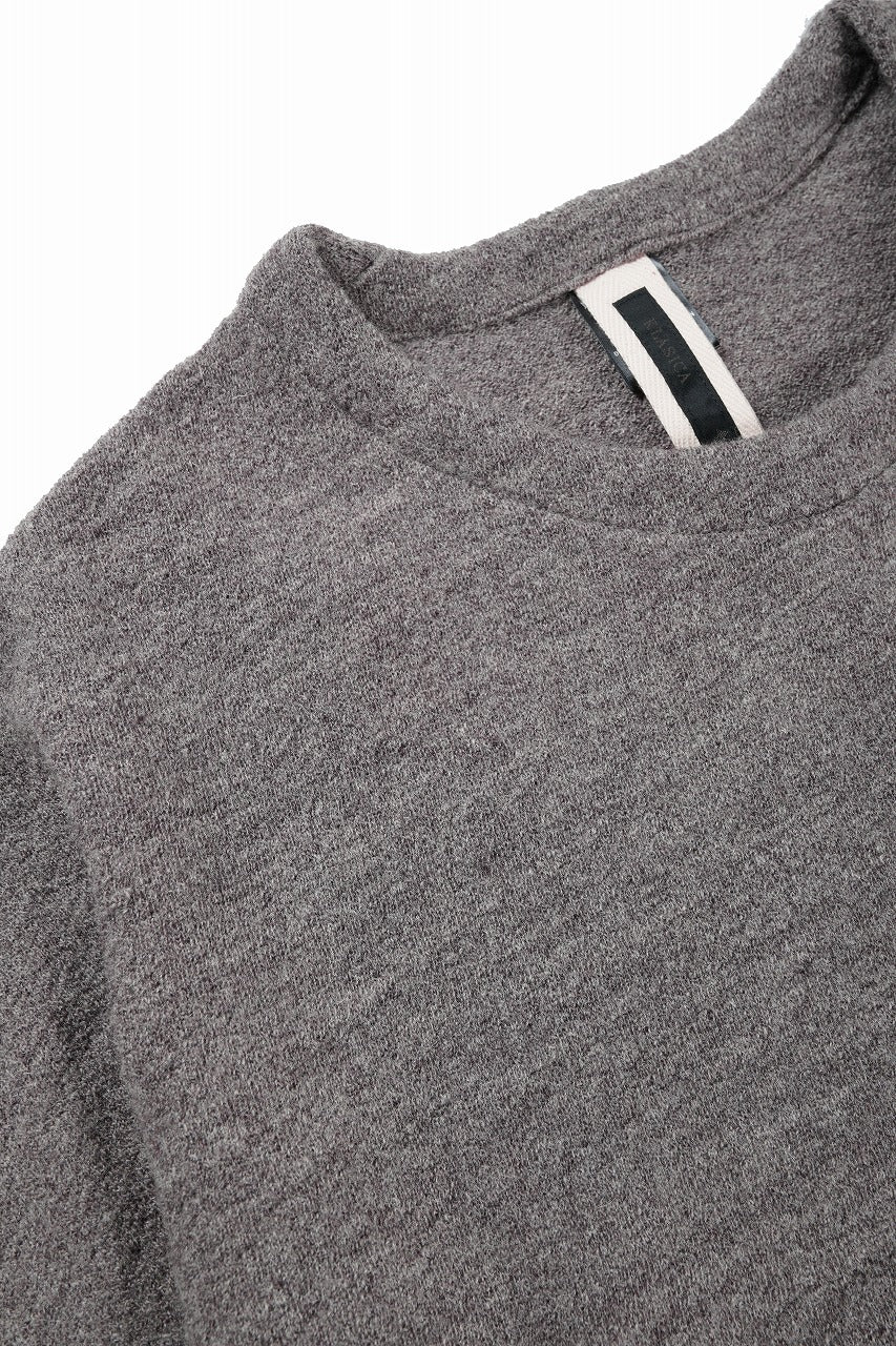 Load image into Gallery viewer, KLASICA WEARABLE BIG STOLE PONCHO / SHETLAND WOOL AMUNZEN (SAND)