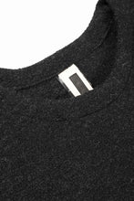 Load image into Gallery viewer, KLASICA WEARABLE BIG STOLE PONCHO / SHETLAND WOOL AMUNZEN (CARBON)