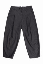 Load image into Gallery viewer, KLASICA BACK SEEM TAPERED TROUSERS / FORK NEEDLE PUNCH SUPER 100&#39;s PENCIL STRIPE (IRON BROWN STRIPES)