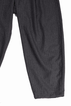 Load image into Gallery viewer, KLASICA BACK SEEM TAPERED TROUSERS / FORK NEEDLE PUNCH SUPER 100&#39;s PENCIL STRIPE (IRON BROWN STRIPES)