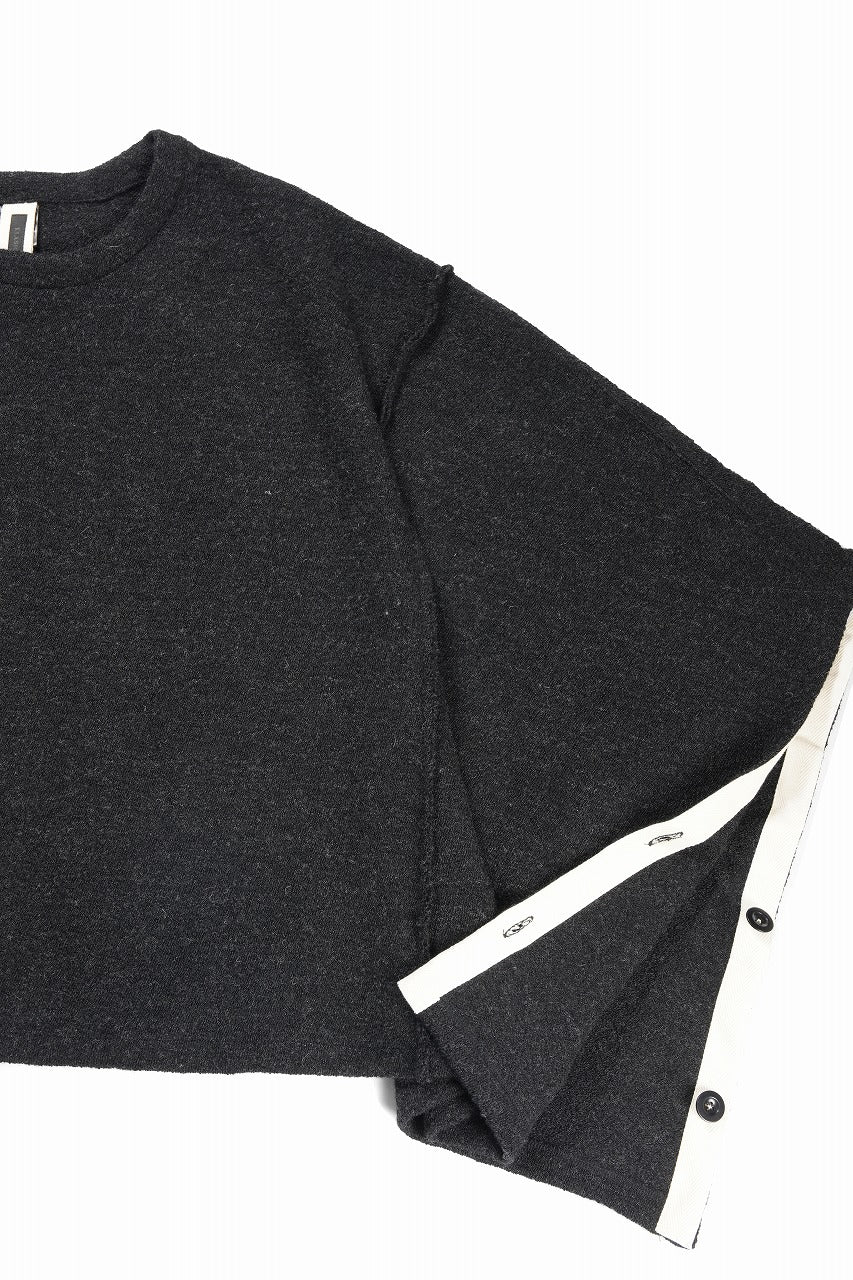 Load image into Gallery viewer, KLASICA WEARABLE BIG STOLE PONCHO / SHETLAND WOOL AMUNZEN (CARBON)
