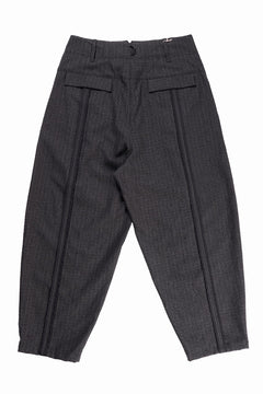 Load image into Gallery viewer, KLASICA BACK SEEM TAPERED TROUSERS / FORK NEEDLE PUNCH SUPER 100&#39;s PENCIL STRIPE (IRON BROWN STRIPES)