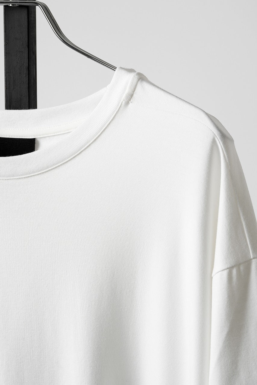 Load image into Gallery viewer, thom/krom ROUND NECK T-SHIRT / RELAXED FIT (OFF WHITE)