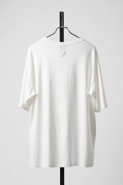 Load image into Gallery viewer, thom/krom ROUND NECK T-SHIRT / RELAXED FIT (OFF WHITE)