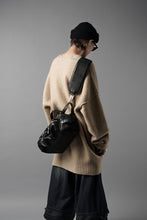 画像をギャラリービューアに読み込む, Portaille GP22 MILITARY BOSTON BAG / ROMA SOFT TANNED HORSE LEATHER (DEEP BLACK)