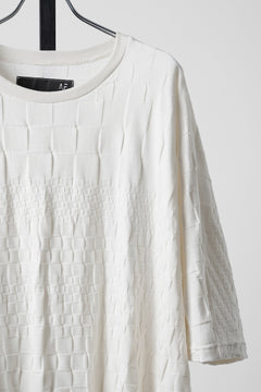 画像をギャラリービューアに読み込む, A.F ARTEFACT GRADIENT PLAID PATTERN DOLMAN TEE (CREAM)