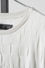 画像をギャラリービューアに読み込む, A.F ARTEFACT GRADIENT PLAID PATTERN DOLMAN TEE (CREAM)